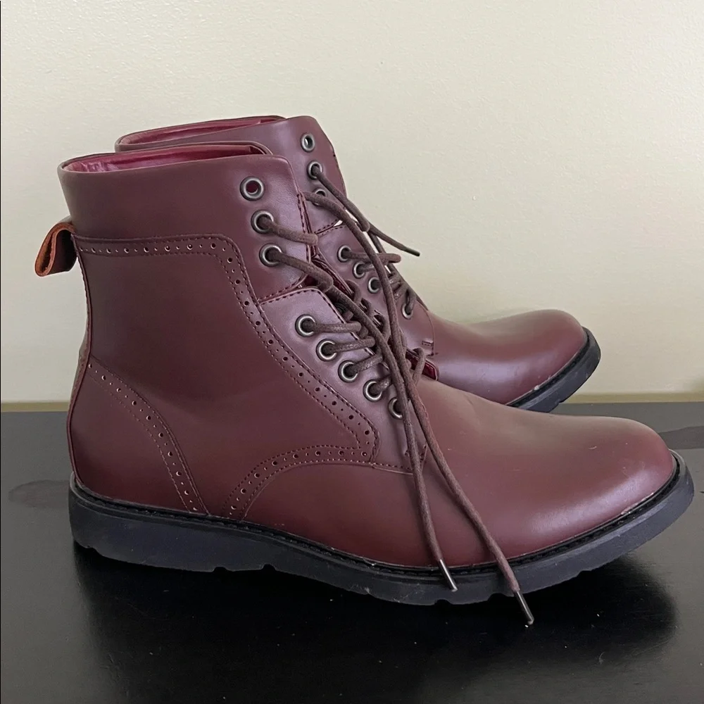 Men's Lace Up Chukka Boots in a reddish-brown leather